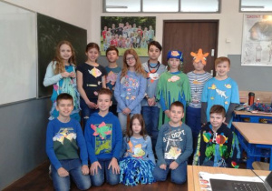IVB w strojach karnawałowych