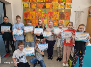 Szkolny konkurs plastyczny "Bezpieczna droga do szkoły"