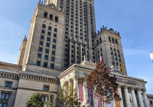Przed Pałacem Kultury