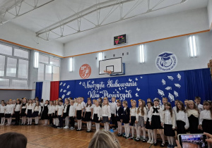 Uczniowie pierwszych klas podczas ślubowania